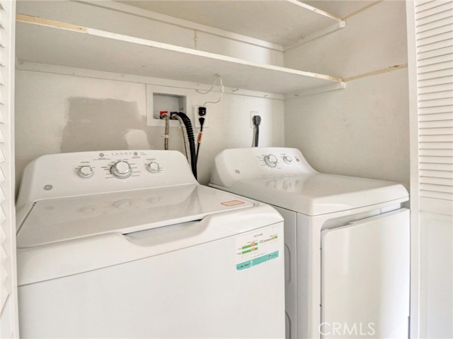 22627 Nadine Circle, Torrance CA: https://media.crmls.org/medias/b25e7a53-a1d6-406d-a372-64ce39872d54.jpg