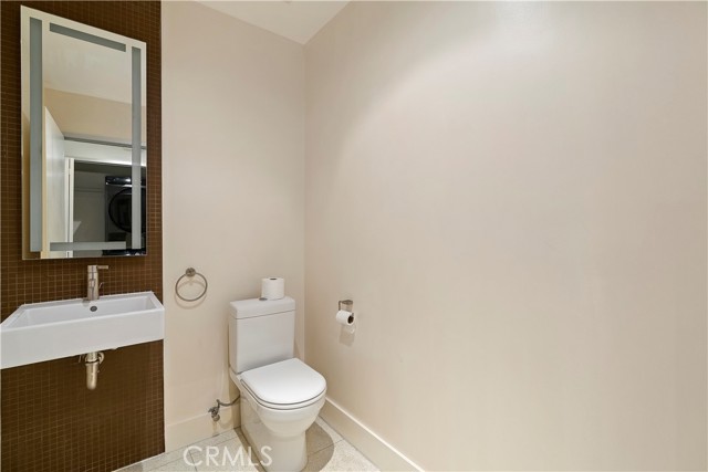 Detail Gallery Image 18 of 58 For 6735 Yucca St #307,  Los Angeles,  CA 90028 - 2 Beds | 2 Baths