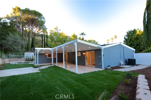 Detail Gallery Image 7 of 21 For 17350 Firma Ct, Granada Hills,  CA 91344 - 3 Beds | 2 Baths