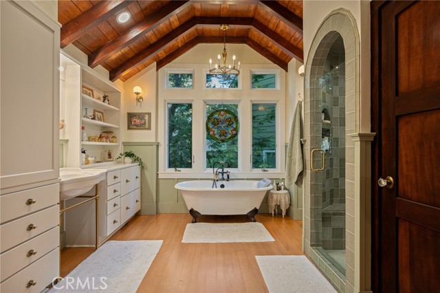28782 Cedar Drive, Lake Arrowhead, CA 92352