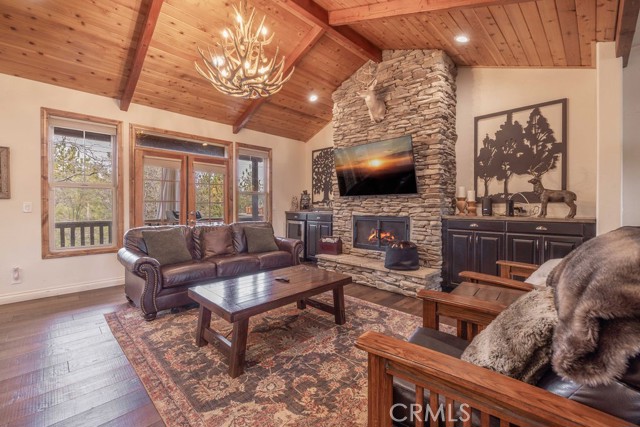 Front Image Thumbnail for CRIG26047034