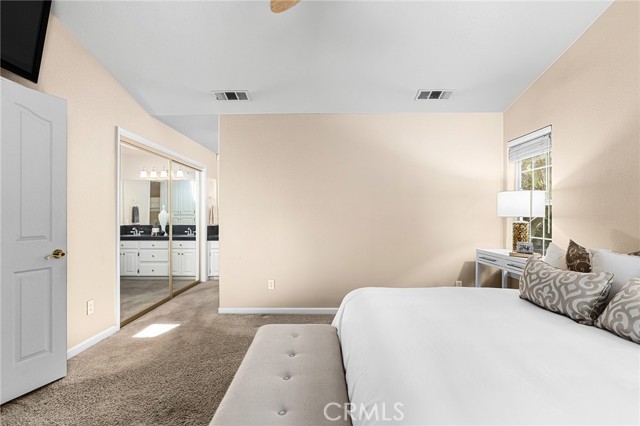 12 Smith Brothers Court, Chico CA: https://media.crmls.org/medias/b26122f4-b19a-4c2f-bfe1-6d60a4191bb5.jpg