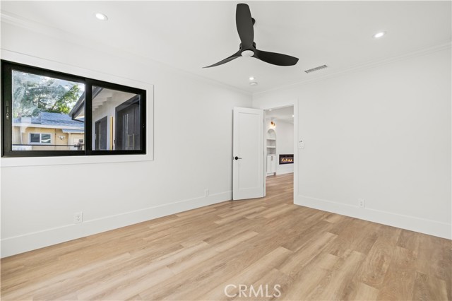 Detail Gallery Image 26 of 40 For 16243 Chatsworth St, Granada Hills,  CA 91344 - 3 Beds | 2 Baths