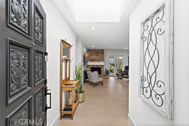 Detail Gallery Image 7 of 42 For 7722 Anillo Way, Carlsbad,  CA 92009 - 4 Beds | 2 Baths