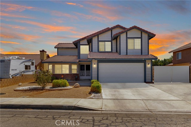 Detail Gallery Image 1 of 38 For 512 E Avenue J10, Lancaster,  CA 93535 - 4 Beds | 2/1 Baths