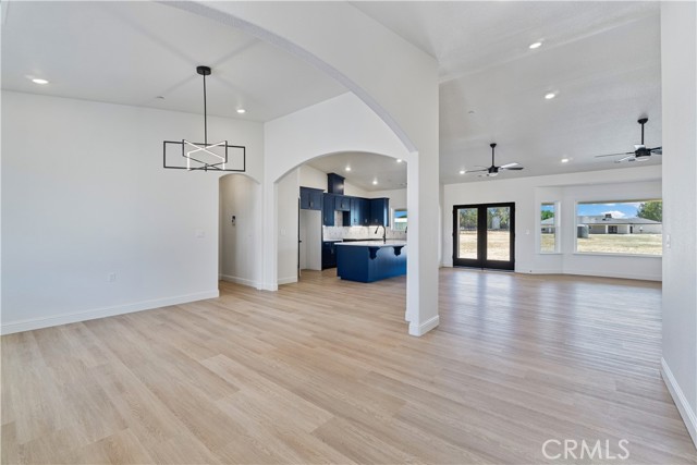 Detail Gallery Image 6 of 39 For 15709 Road 29, Madera,  CA 93636 - 8 Beds | 6 Baths