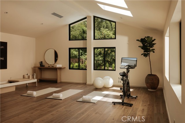 Image 46 of 50 For 12162 Laurel Terrace Drive