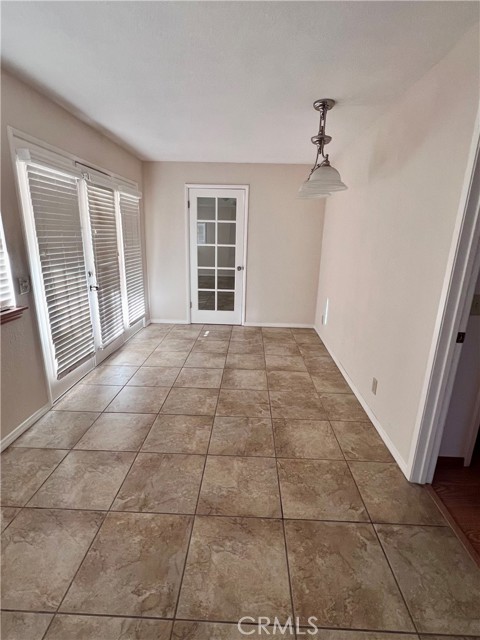 Detail Gallery Image 13 of 14 For 44519 Foxton, Lancaster,  CA 93535 - 5 Beds | 3 Baths