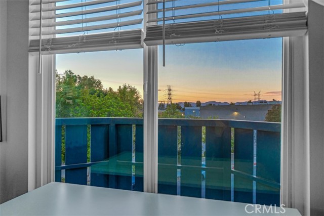 Detail Gallery Image 46 of 50 For 18645 Hatteras St #230,  Tarzana,  CA 91356 - 3 Beds | 2 Baths