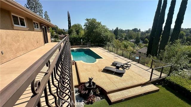 5433 Beeler Avenue, Woodland Hills CA: https://media.crmls.org/medias/b264d20f-ee54-40a9-9dc6-ff3657b3852e.jpg