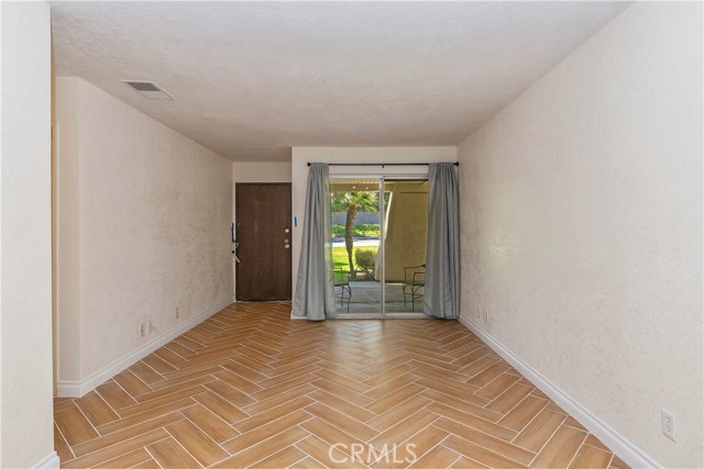 Image 7 for 2875 Los Felices RD #107