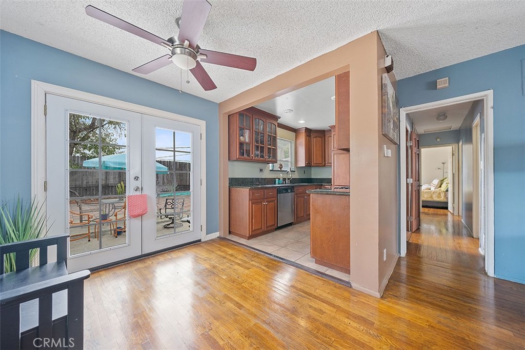 224 E Fernfield Drive