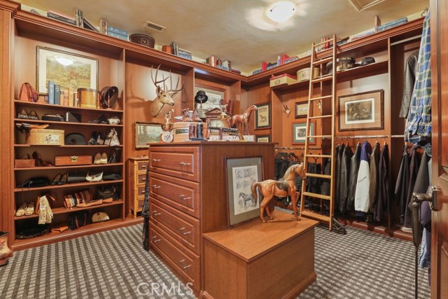 6 Marble Creek Lane, Coto de Caza CA: https://media.crmls.org/medias/b2659266-ae29-4a5d-9ff5-e237dc3b4131.jpg