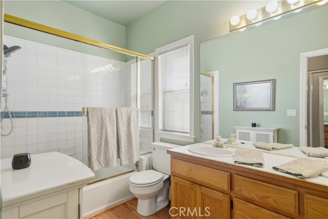 Detail Gallery Image 12 of 18 For 29045 Elk, Val Verde,  CA 91384 - 4 Beds | 3 Baths