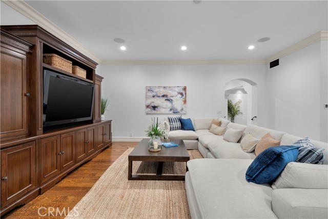 114 N Ardmore Avenue, Manhattan Beach CA: https://media.crmls.org/medias/b267b497-1535-4ef7-b9b5-6992454c41c8.jpg