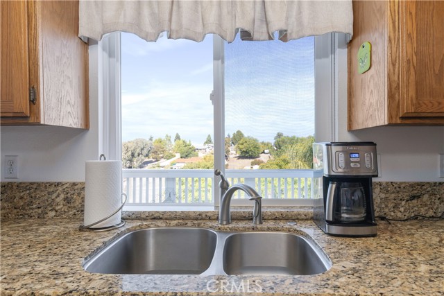 Detail Gallery Image 17 of 54 For 753 Walnut Dr, Paso Robles,  CA 93446 - 3 Beds | 2 Baths
