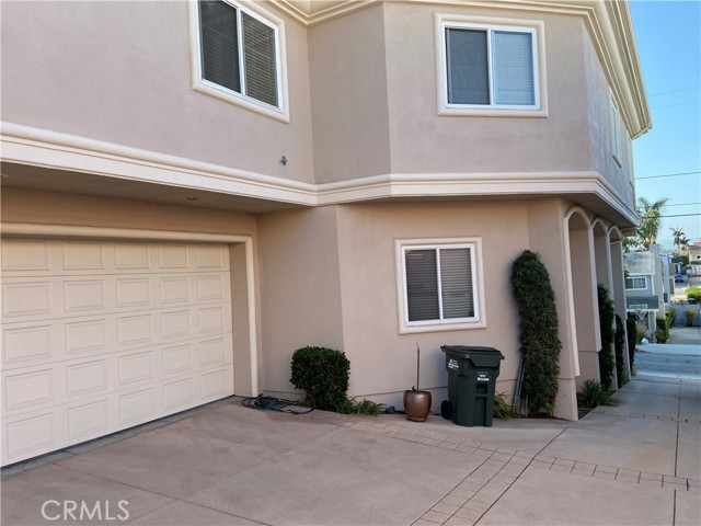 2009 Huntington Lane, Redondo Beach, California 90278, 4 Bedrooms Bedrooms, ,2 BathroomsBathrooms,Residential,Sold,Huntington,PW22200678