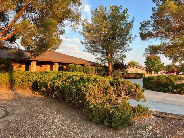 Detail Gallery Image 1 of 1 For 13889 Rincon Rd, Apple Valley,  CA 92307 - 3 Beds | 2/1 Baths
