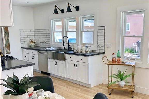 341 W Whiting Avenue, Fullerton CA: https://media.crmls.org/medias/b268917a-24be-4803-b318-0d2b590713c5.jpg