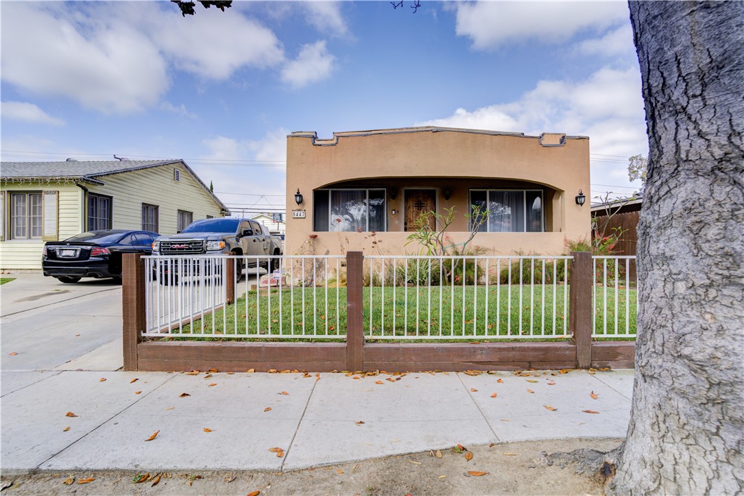 5447 Lime Ave, Long Beach, CA 90805