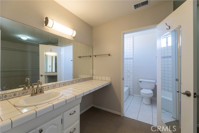 Detail Gallery Image 23 of 29 For 12604 Oxford, La Mirada,  CA 90638 - 3 Beds | 2/1 Baths