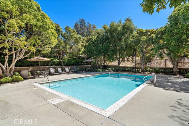 Detail Gallery Image 23 of 27 For 61 Shade Tree, Irvine,  CA 92603 - 3 Beds | 3/1 Baths