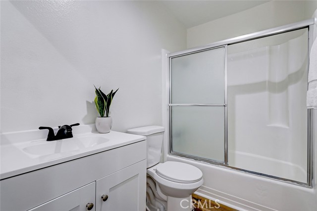 2411 Prospect Avenue, Hermosa Beach, California 90254, 1 Bedroom Bedrooms, ,1 BathroomBathrooms,Residential,For Sale,Prospect,SB24096483