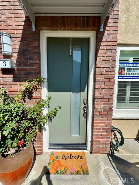 3 Vantis Drive, Aliso Viejo CA: https://media.crmls.org/medias/b26a45ea-d1eb-45b0-b0ac-74ec04018f5d.jpg