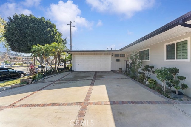 Detail Gallery Image 3 of 34 For 1343 S Garfield, Monterey Park,  CA 91754 - 4 Beds | 2 Baths