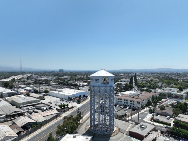 Detail Gallery Image 5 of 8 For 500 E 15th, Santa Ana,  CA 92701 - – Beds | – Baths