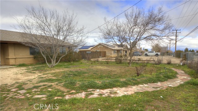 Detail Gallery Image 3 of 29 For 8222 3rd Ave, Hesperia,  CA 92345 - 3 Beds | 2 Baths