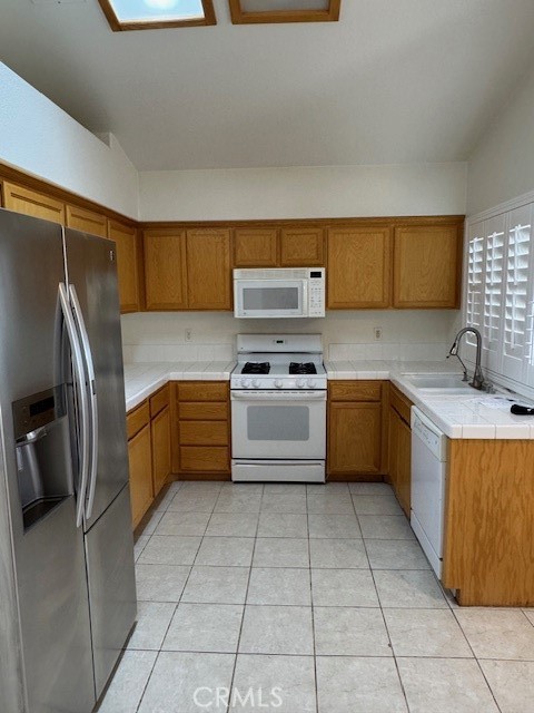 Detail Gallery Image 18 of 28 For 11220 Country Club Dr, Apple Valley,  CA 92308 - 2 Beds | 2 Baths