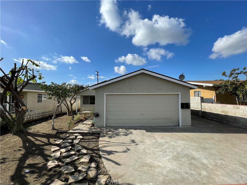 7509 Walnut Drive, Los Angeles, CA 90001