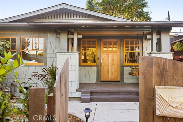 215 Branch Street, Los Angeles CA: https://media.crmls.org/medias/b26c39c8-b943-4696-ab74-0ffdb4f3f45e.jpg