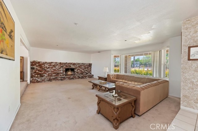 8853 Dufferin Avenue, Riverside CA: https://media.crmls.org/medias/b26c49cb-6085-4375-a6b7-d4ae3f843986.jpg