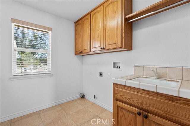 Detail Gallery Image 27 of 43 For 9153 Kittering Rd, Oak Hills,  CA 92344 - 4 Beds | 2 Baths