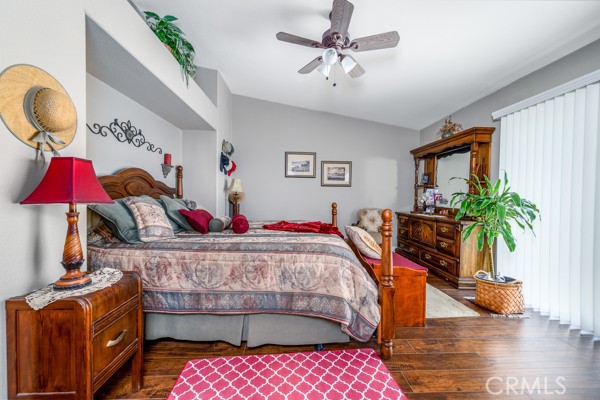 5 Ponte Brava, Lake Elsinore CA: https://media.crmls.org/medias/b26d911d-c3e0-46be-ba94-90abbf1c81a3.jpg