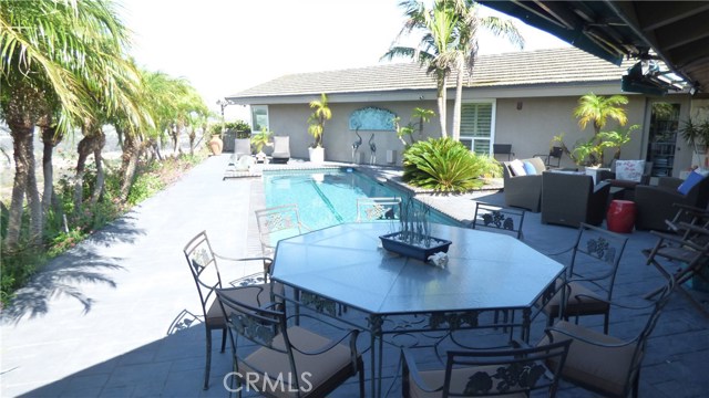 Detail Gallery Image 3 of 42 For 32072 Sea Island Dr, Dana Point,  CA 92629 - 3 Beds | 2/1 Baths