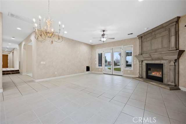 Detail Gallery Image 18 of 75 For 2612 Eagle Crest Dr, Bakersfield,  CA 93311 - 5 Beds | 4/1 Baths