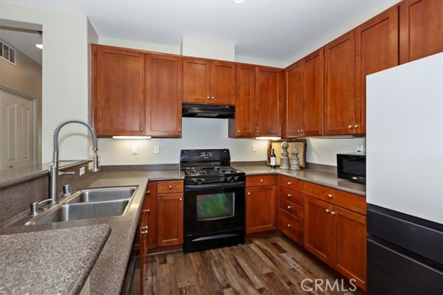 Detail Gallery Image 11 of 28 For 11450 Church St #129,  Rancho Cucamonga,  CA 91730 - 2 Beds | 2 Baths