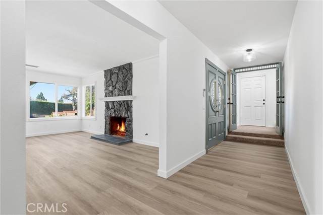 Detail Gallery Image 3 of 53 For 12143 Phoenix Dr, Cerritos,  CA 90703 - 7 Beds | 4 Baths