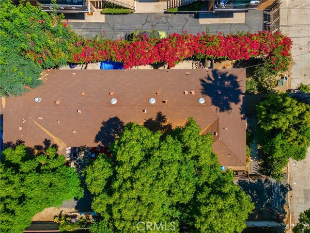 5150 Riverton Avenue, North Hollywood CA: https://media.crmls.org/medias/b26f6aaa-1bc8-4011-84f6-e85dec884b46.jpg