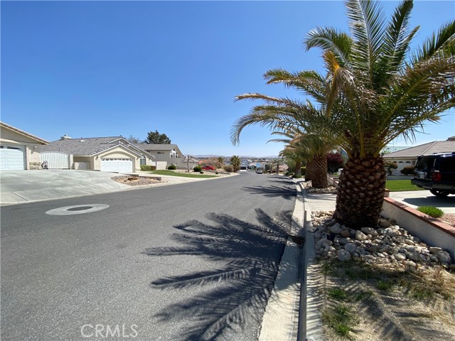 17815 Honeycomb Lane, Victorville, California 92395, ,Land,For Sale,17815 Honeycomb Lane,CRHD23065277