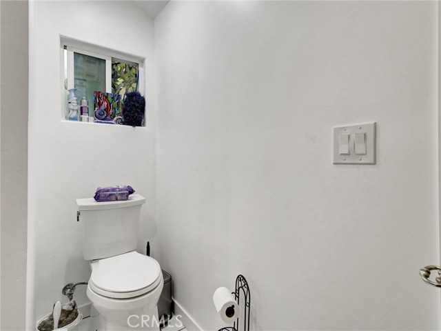 Detail Gallery Image 30 of 36 For 614 E 23rd, Los Angeles,  CA 90011 - 4 Beds | 2/1 Baths