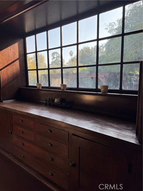 Detail Gallery Image 13 of 51 For 4478 4th St, Riverside,  CA 92501 - 5 Beds | 4 Baths