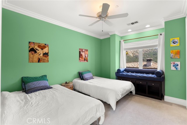 4 Le Conte, Laguna Niguel CA: https://media.crmls.org/medias/b27036b9-5f1c-428b-9ecd-8f271d57115c.jpg