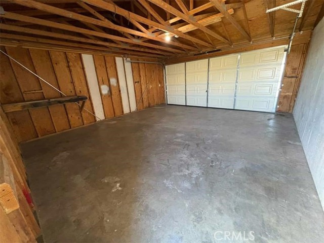 Detail Gallery Image 11 of 12 For 16140 Tawney Ridge Ln #C,  Victorville,  CA 92394 - 2 Beds | 2 Baths