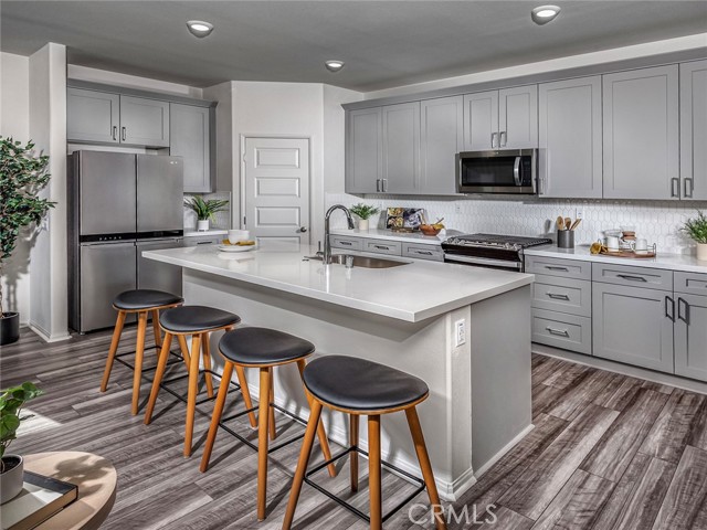 Detail Gallery Image 2 of 20 For 35203 Lopez Ln, Beaumont,  CA 92223 - 4 Beds | 2/1 Baths