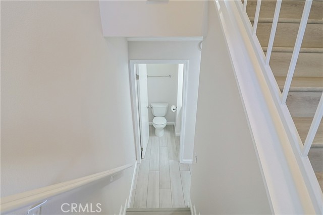 8338 Woodley Pl, North Hills CA: https://media.crmls.org/medias/b272fb3c-03bf-4991-a8aa-1f8c08498bb2.jpg