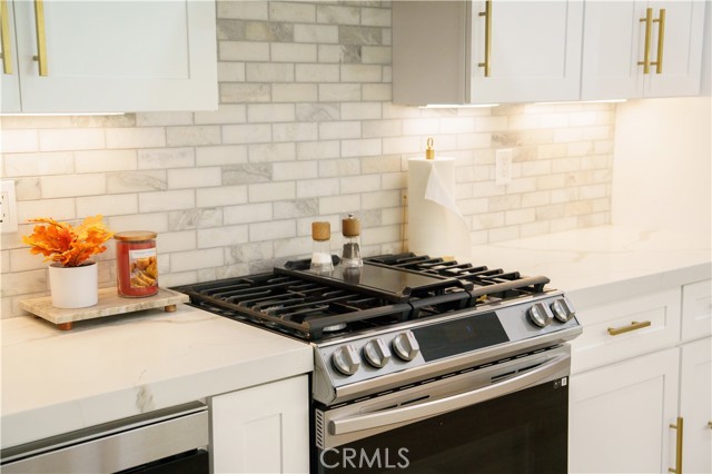 Detail Gallery Image 24 of 51 For 7320 Percheron, Jurupa Valley,  CA 92509 - 4 Beds | 2/1 Baths